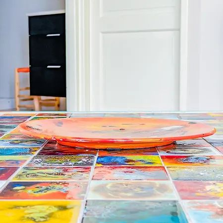 Artist's Apartment, Authentic Experience * Pézenas
