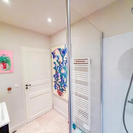 Artist's Apartment, Authentic Experience *