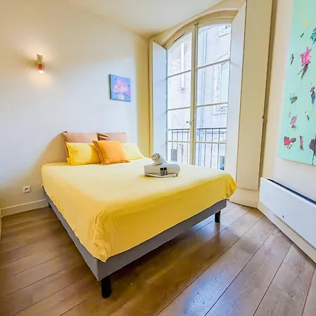 Apartamento Artist's Apartment, Authentic Experience Pézenas